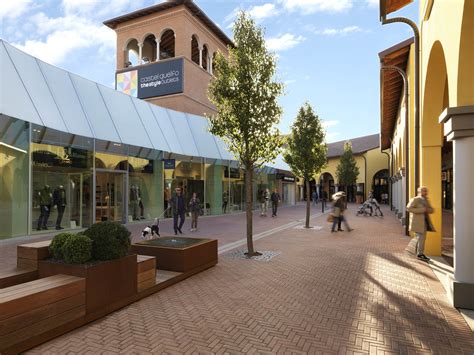 gucci outlet castel guelfo|castel guelfo di bologna.